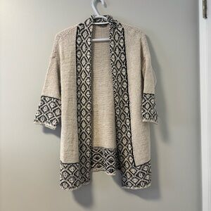 Denver Hayes Beige and Black 3/4 sleeve Women's Cardigan Medium
